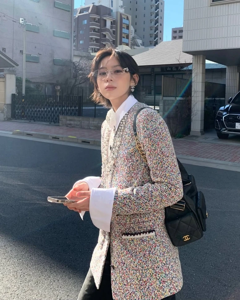 Ms Chen