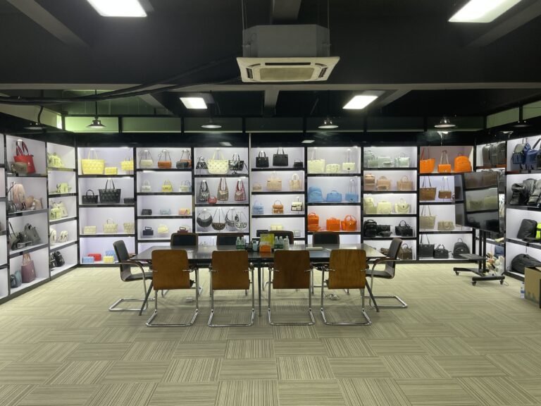 Exhibition hall (3)